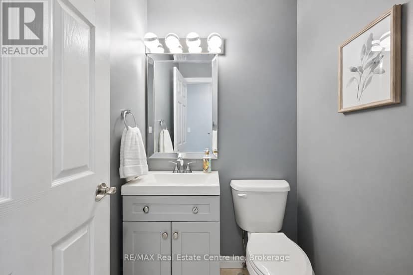 33 Washburn Drive — photo 10 of 22