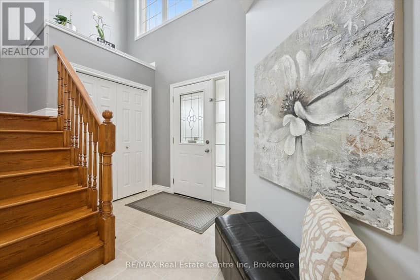 33 Washburn Drive — photo 11 of 22