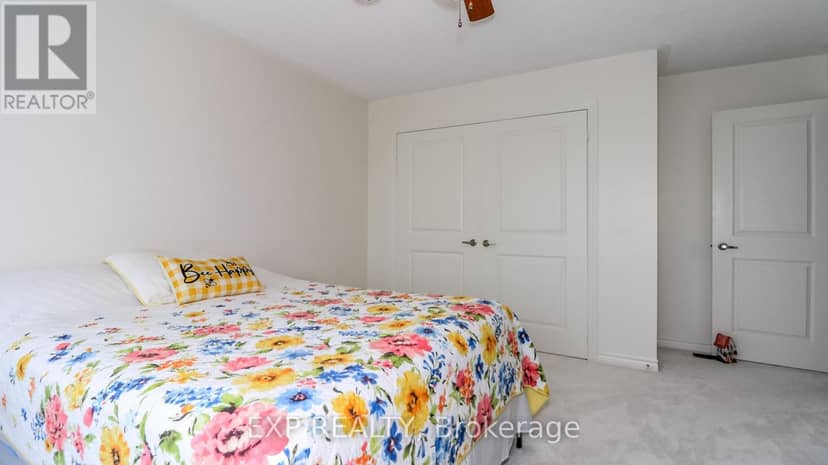 251 Ridley Crescent — photo 33 of 40