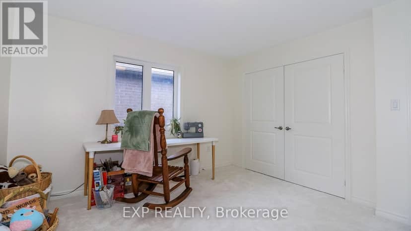 251 Ridley Crescent — photo 31 of 40