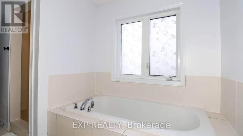 251 Ridley Crescent — photo 37 of 40