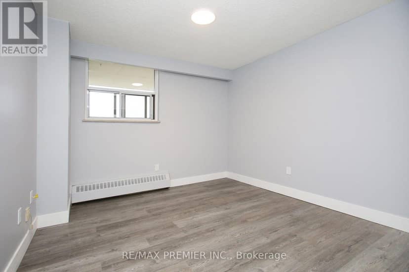 1909 - 390 Dixon Road — photo 18 of 29