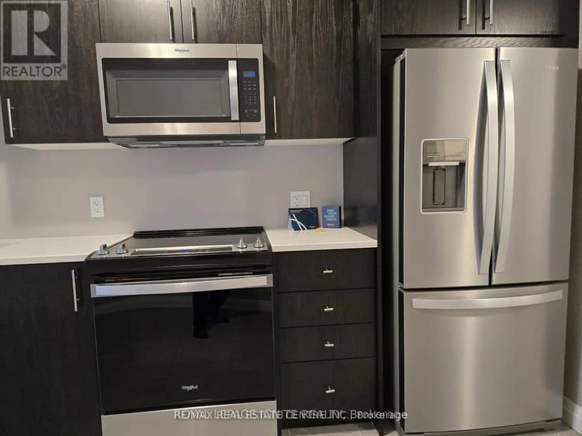 810 - 93 Arthur Street S — photo 21 of 29