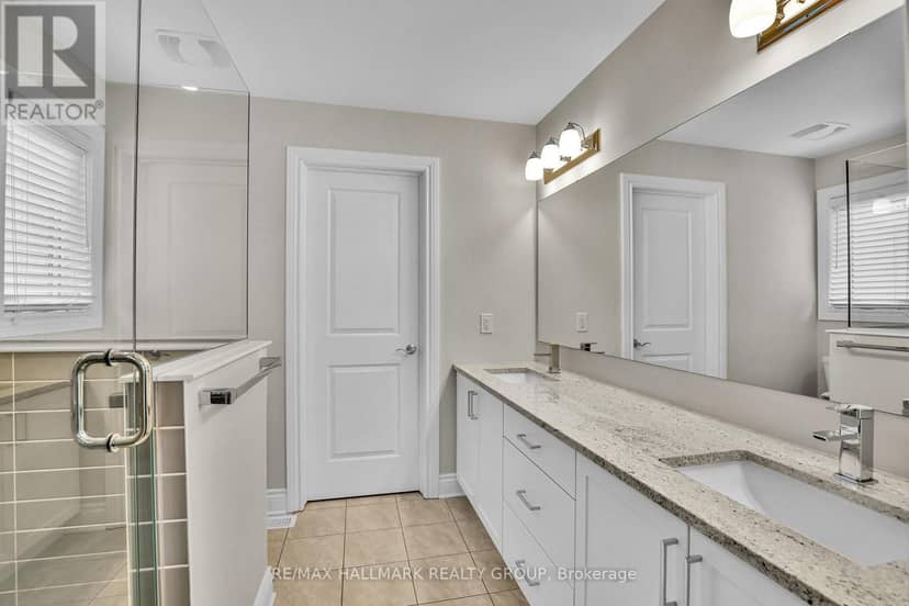 58 Zaatiik Grove — photo 16 of 26