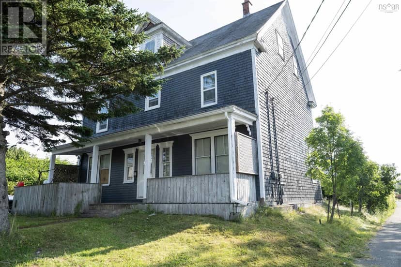 188 Lingan Road — photo 1 of 33