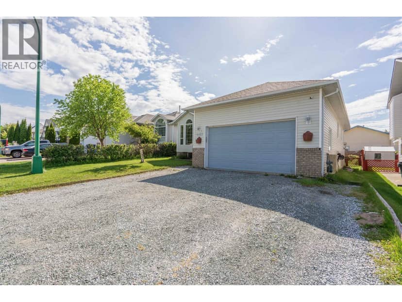 6857 WESTGATE AVENUE, Prince George, photo 2