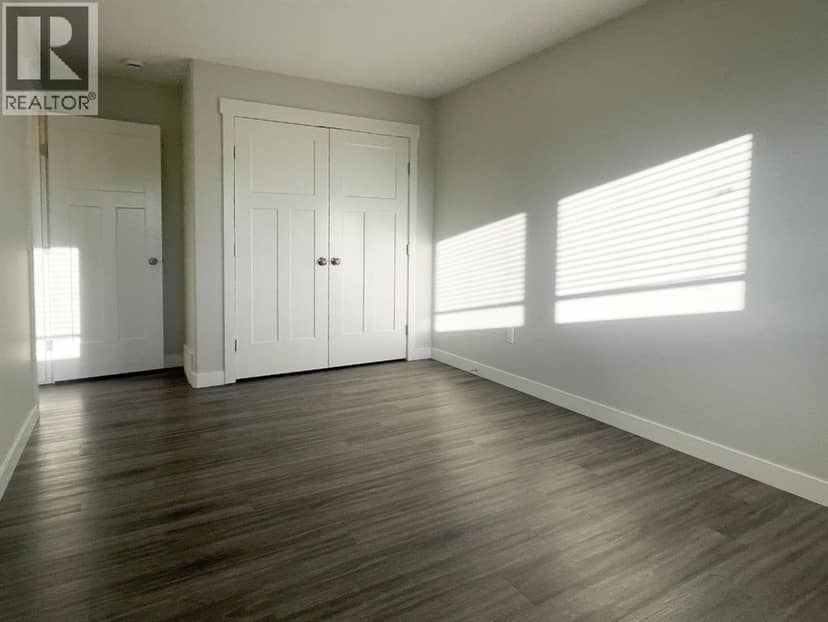 9521 88 Street — photo 25 of 40