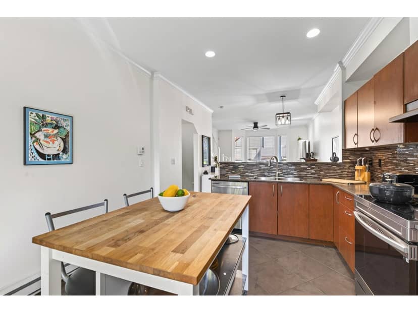 3 16772 61 AVENUE, Surrey, photo 6