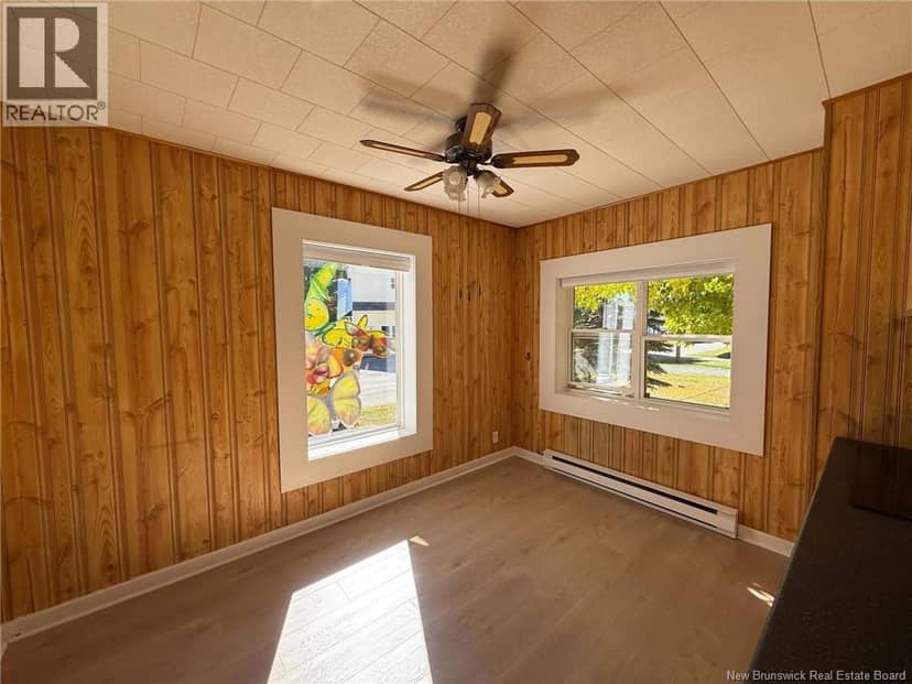 106 College Street — photo 10 of 31
