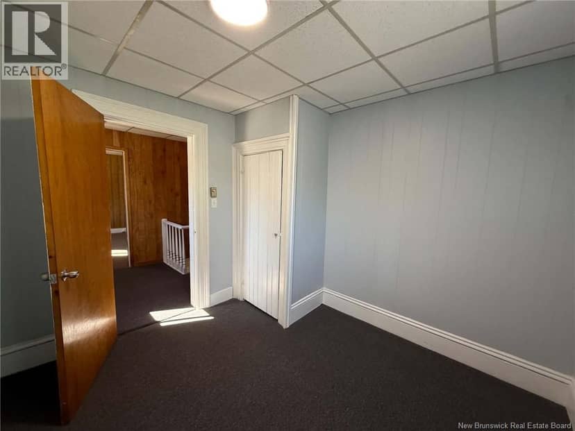 106 College Street — photo 19 of 31
