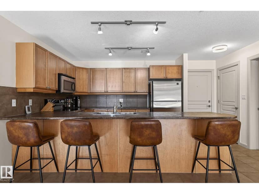 #222 400 Palisades Wy — photo 11 of 37