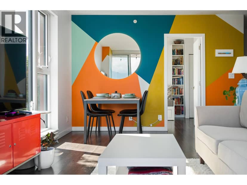 909 955 E HASTINGS STREET, Vancouver, photo 6
