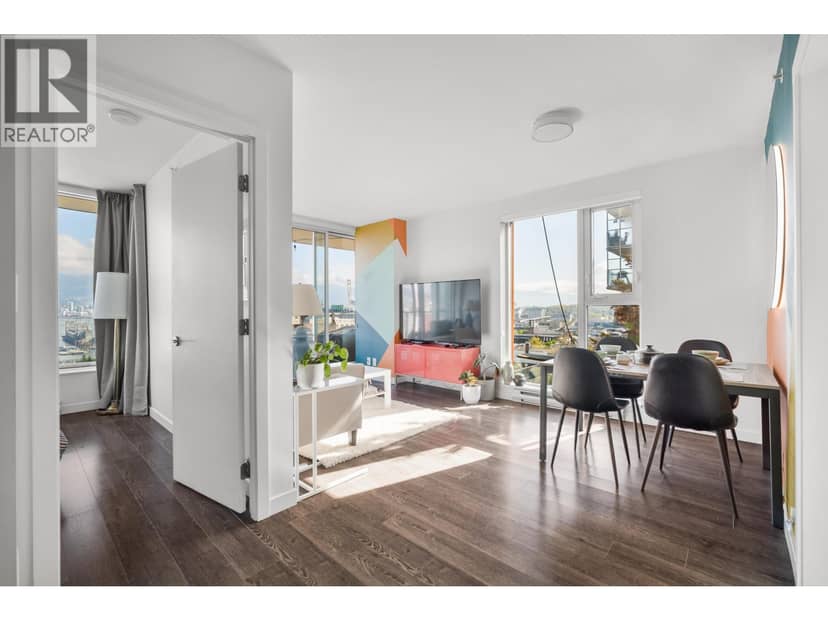 909 955 E HASTINGS STREET, Vancouver, photo 4