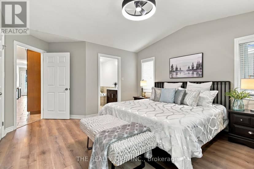 71 - 869 Whetherfield Street — photo 23 of 40