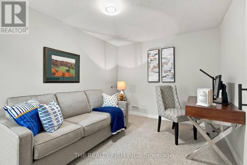 71 - 869 Whetherfield Street — photo 33 of 40