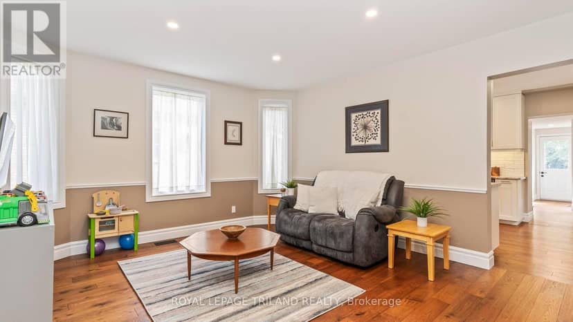 411 Salisbury Street — photo 11 of 33