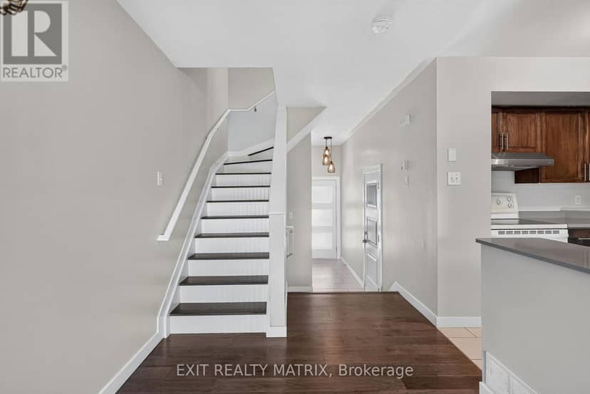 2043 Avenue O — photo 5 of 36