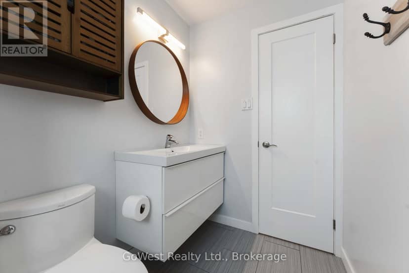 94 Fieldgate Drive — photo 17 of 33