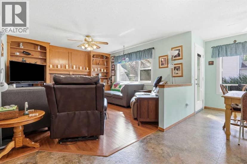 209 schubert Place NW — photo 18 of 40