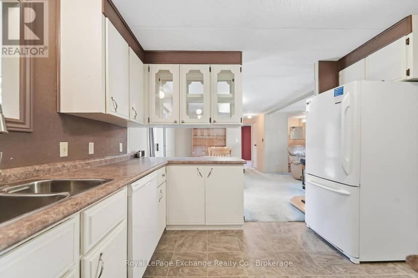 39724 Amberley Road — photo 10 of 32