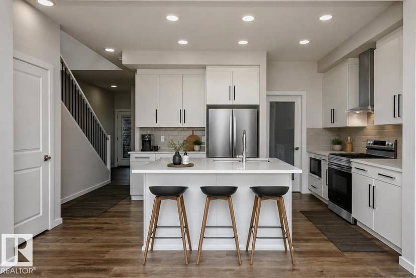 325 Linden LO, Leduc, photo 2