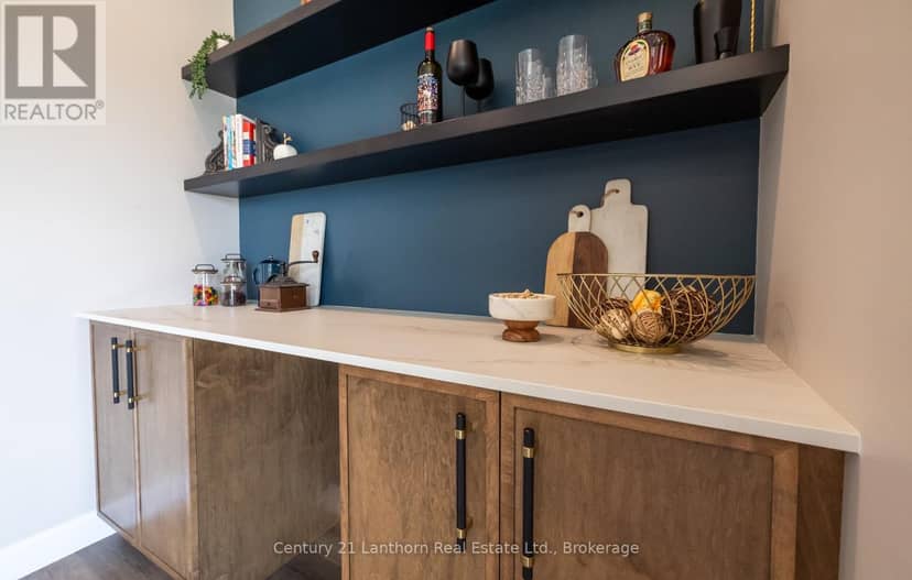 76 Hastings Park Drive — photo 8 of 11