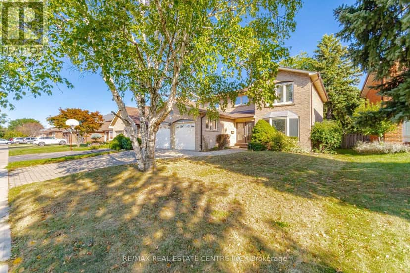 1572 Maple Ridge Drive — photo 4 of 40