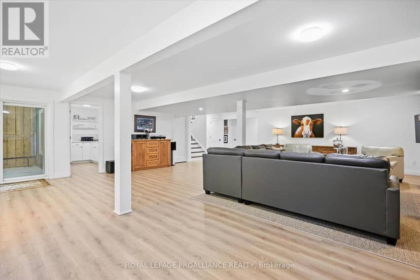 322 Elbow Point Road — photo 37 of 40