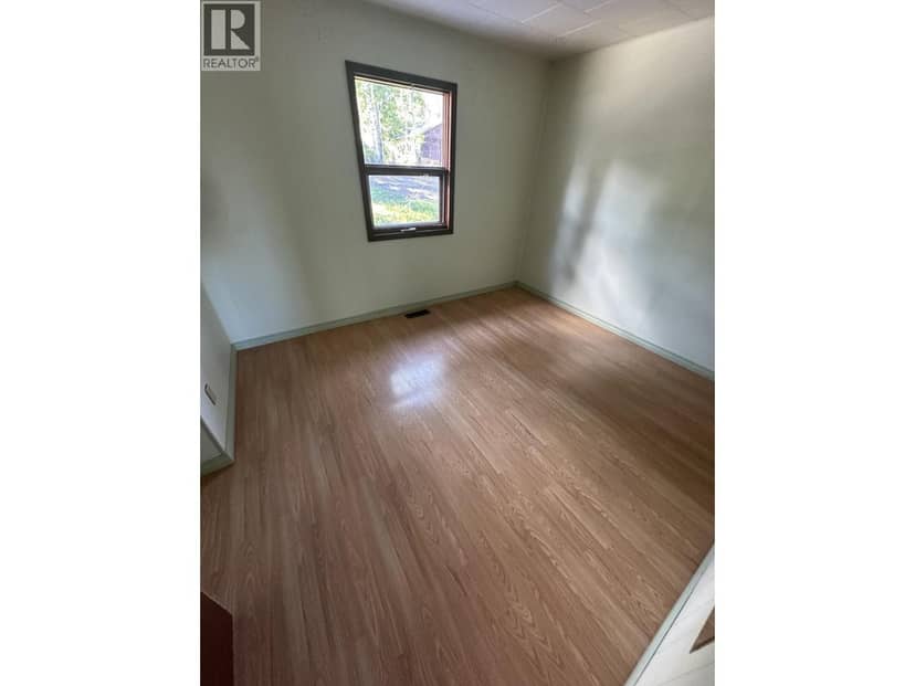 13235 LAKESHORE DRIVE, Charlie Lake, photo 4