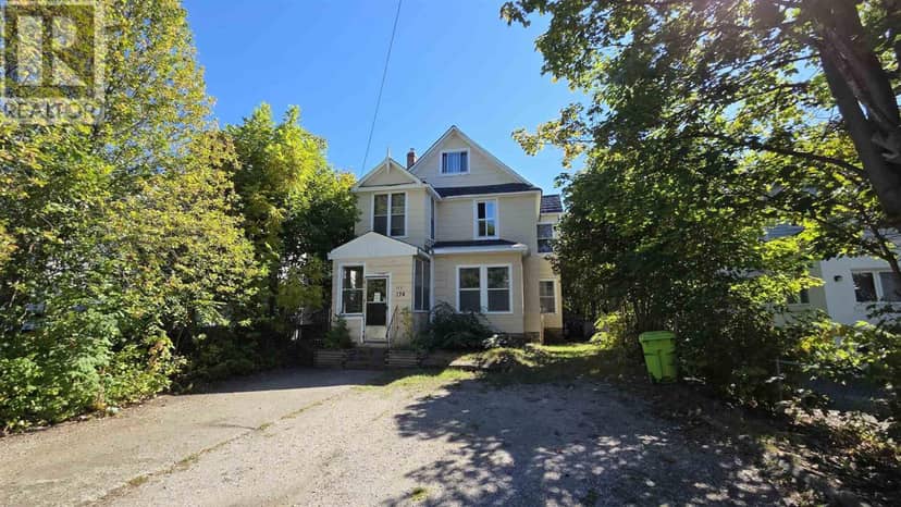 172 Pim ST — photo 2 of 35