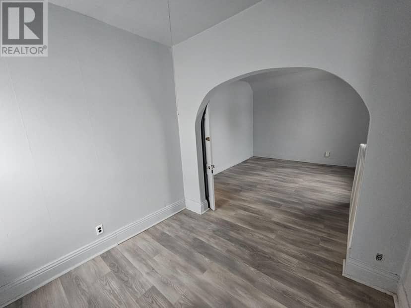 172 Pim ST — photo 8 of 35