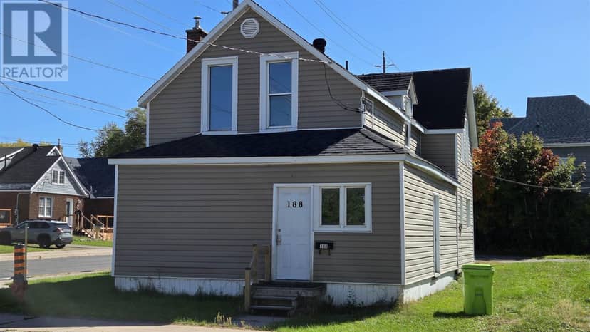 188 Dennis ST — photo 4 of 5