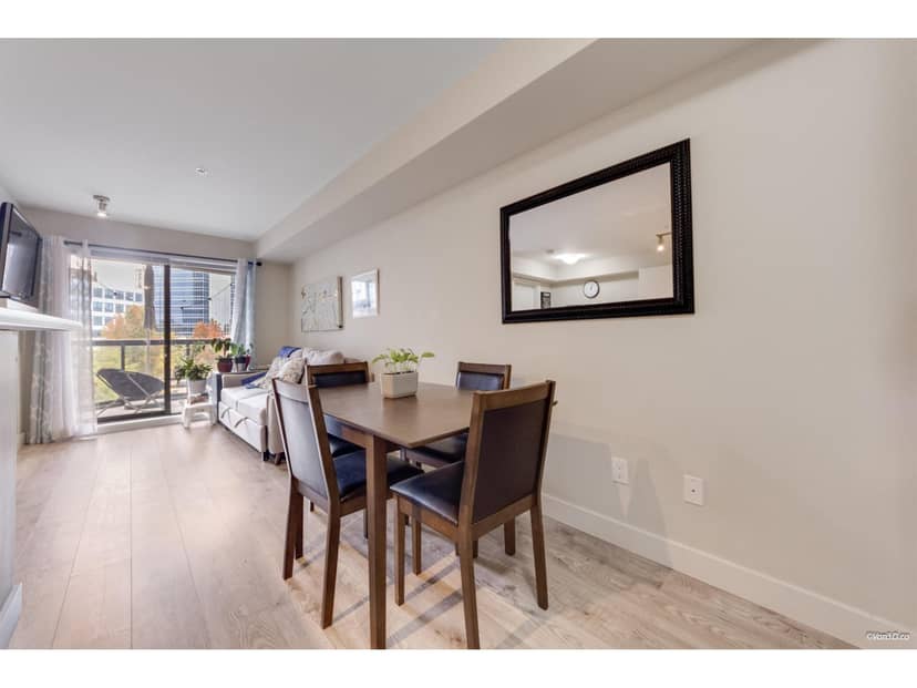 329 10838 CITY PARKWAY, Surrey, photo 4