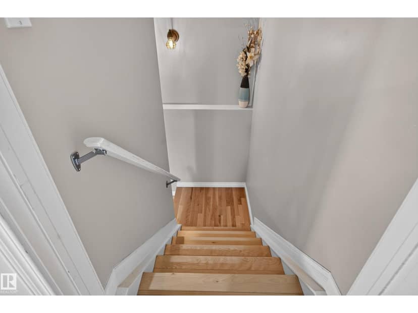 20853 92A AV NW — photo 38 of 40