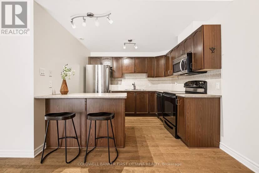 C - 1113 Stittsville Main Street — photo 15 of 32