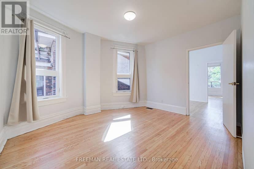431 Manning Avenue — photo 18 of 40