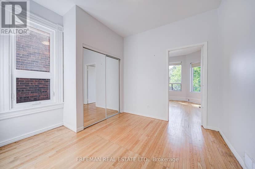 431 Manning Avenue — photo 21 of 40