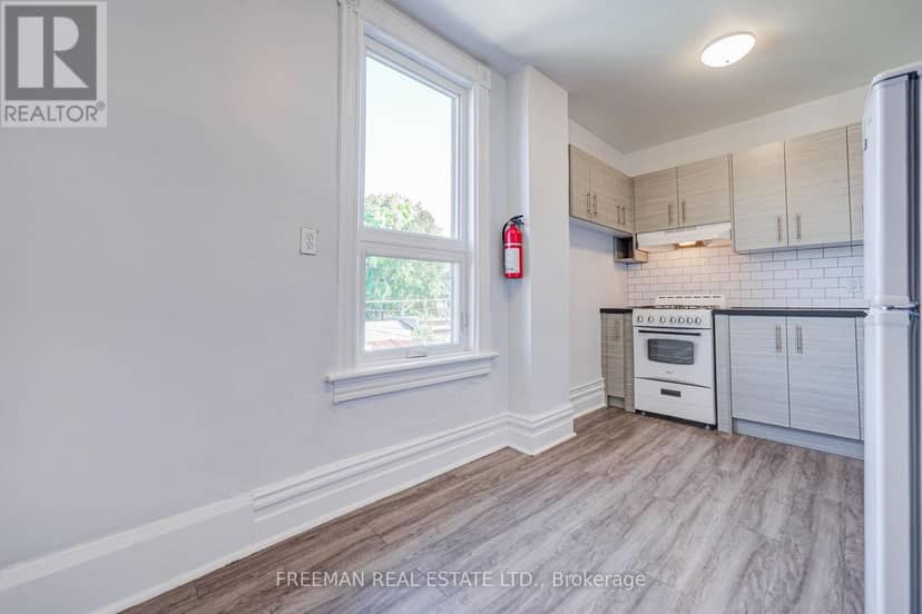 431 Manning Avenue — photo 26 of 40