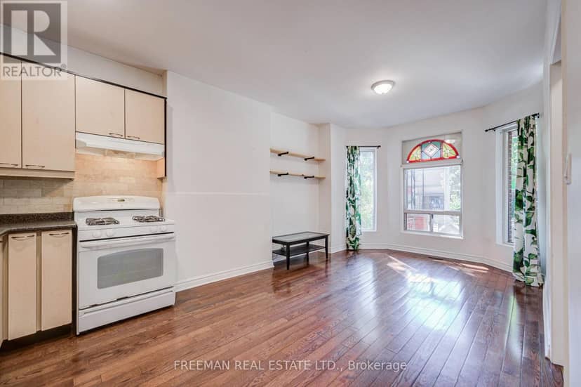431 Manning Avenue — photo 7 of 40
