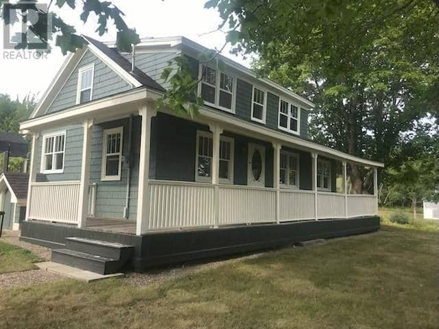 2041 Clarence Road — photo 1 of 20