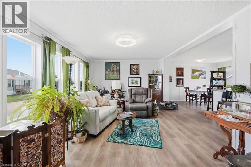 17 BENT WILLOW Court, Nanticoke, photo 2