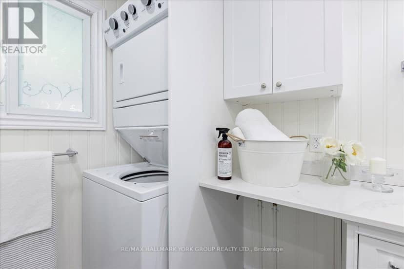 120 Roxanna Drive — photo 14 of 32