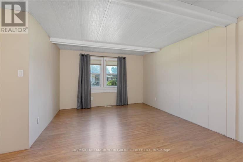 120 Roxanna Drive — photo 16 of 32