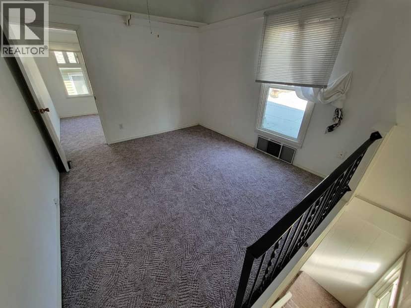 137 14 Street N, Lethbridge, photo 5