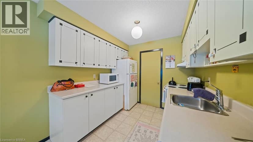 58 WILLOW Street — photo 33 of 40