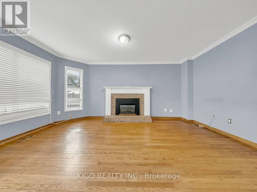 607 Burnett Avenue — photo 11 of 38