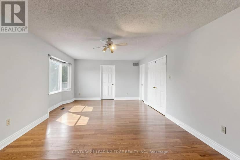 92 Erickson Drive — photo 15 of 37