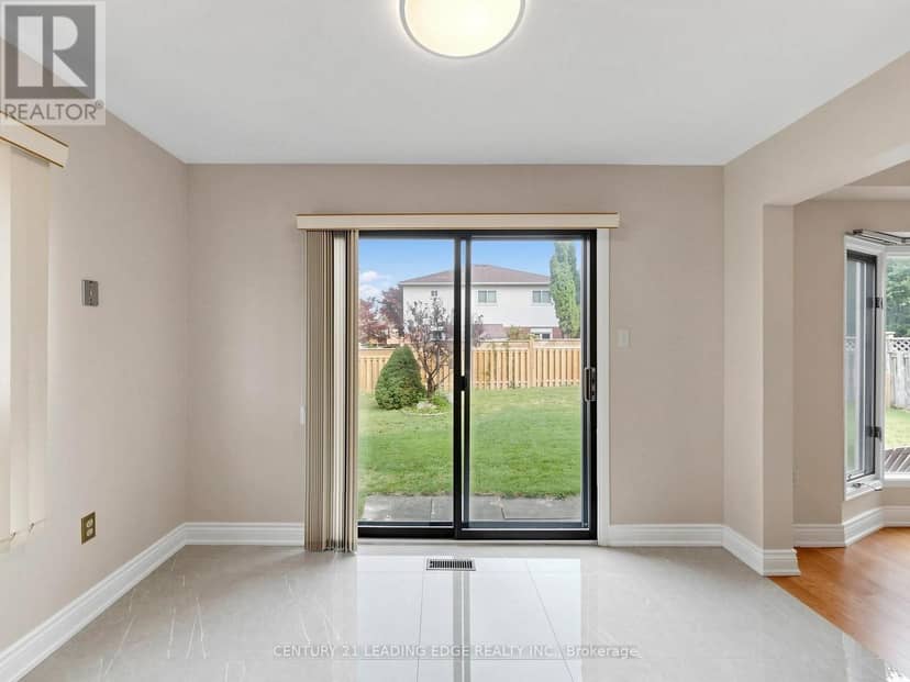 92 Erickson Drive — photo 9 of 37
