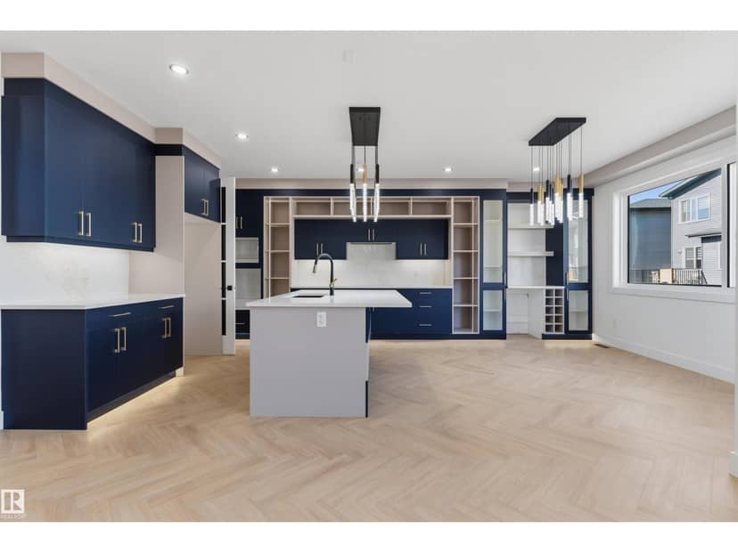 2720 63 AV — photo 14 of 40