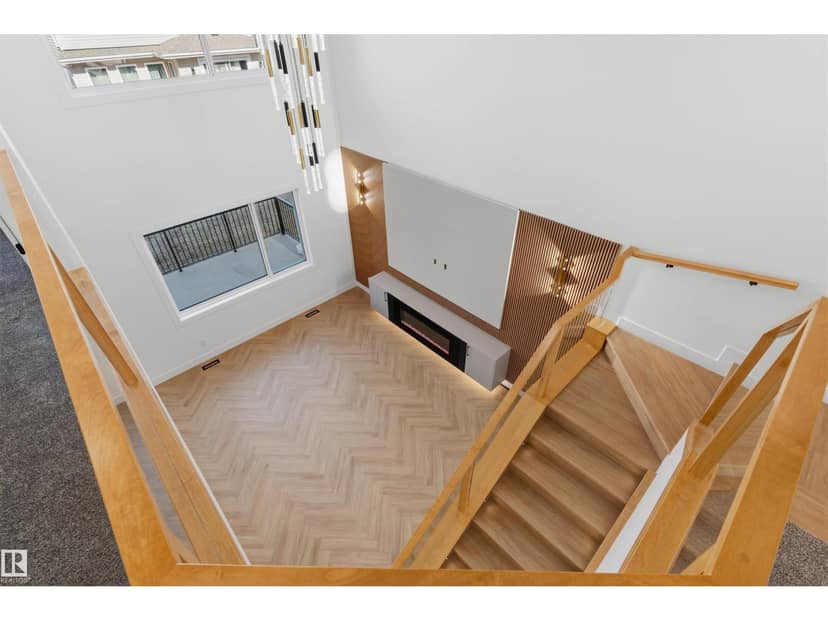 2720 63 AV — photo 19 of 40